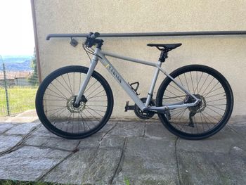 Used Canyon Roadlite 6 2022 Road & Gravel, Light Gray — image 4 of 6