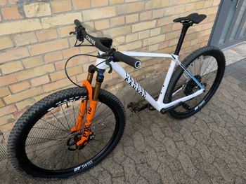 Used Canyon Exceed CFR Team 2023 2023 Mountainbike, White, 29 — image 4 of 20