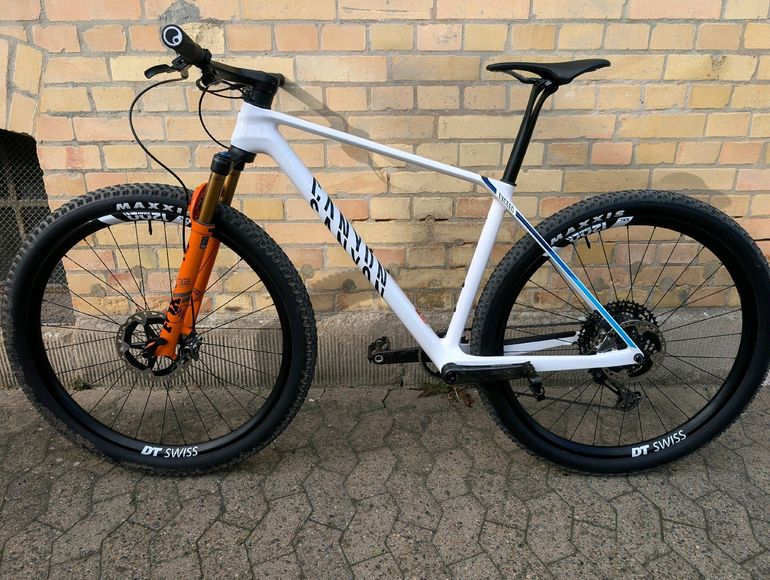 Used Canyon Exceed CFR Team 2023 2023 Mountainbike, White, 29 — image 2 of 20