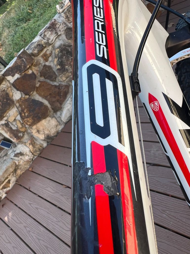 Used Trek Elite 9.7 2010 2010 Mountainbike, Red, 26 — image 6 of 8