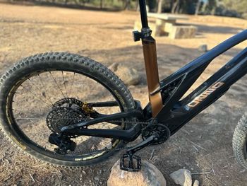 Used UNNO MITH Factory S2 2021 Mountainbike, Black — image 2 of 9