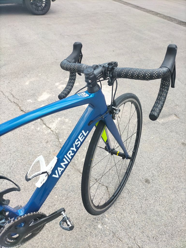 Used Van rysel Ultimo prezzo! Ultra CF RCR 2022 Road & Gravel, Blue — image 5 of 16