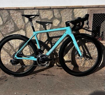 Brugt Bianchi Specialissima - Red eTap AXS 2022 2022 Road & Gravel — billede 1 af 3