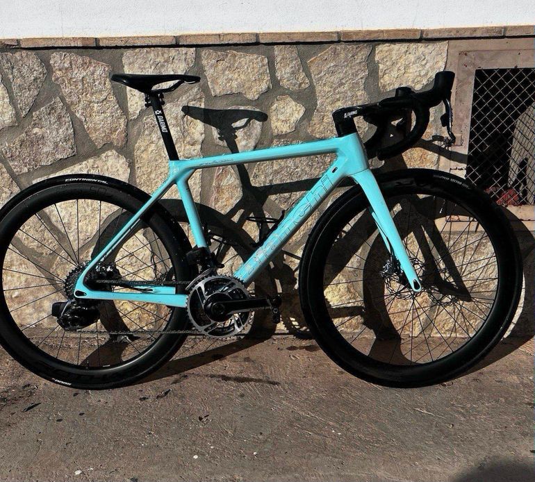 Brugt Bianchi Specialissima - Red eTap AXS 2022 2022 Road & Gravel — billede 1 af 3