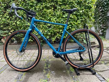 Used CUBE NUROAD RACE 2023 2023 Road & Gravel, Blu — image 2 of 10