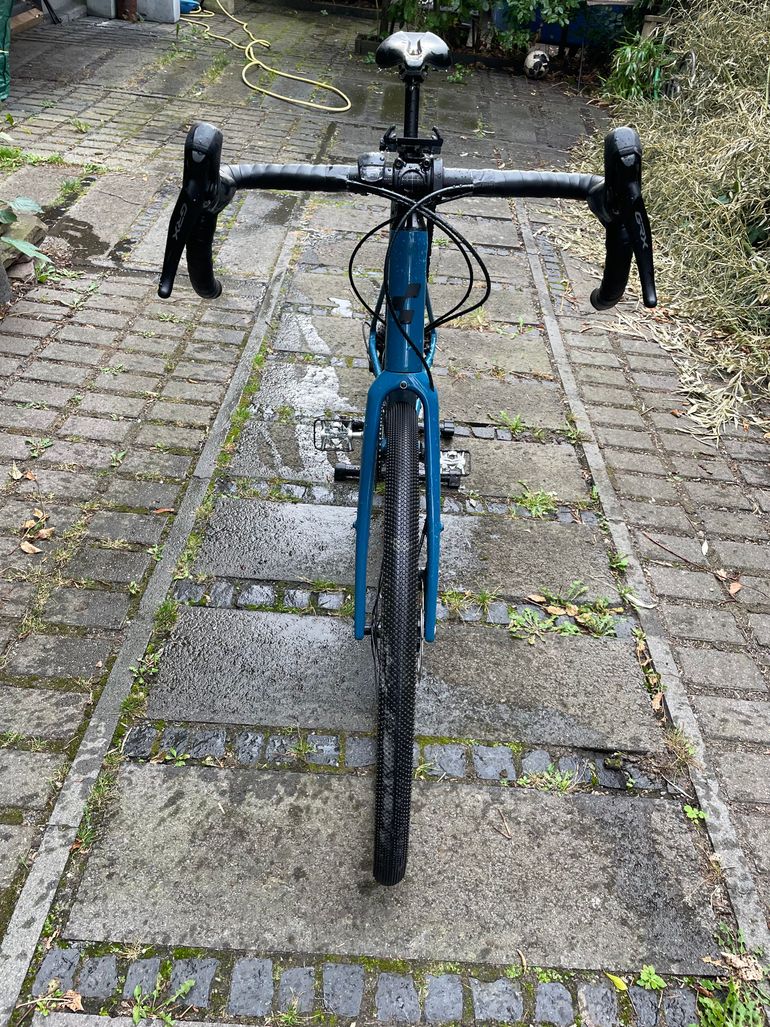 Used CUBE NUROAD RACE 2023 2023 Road & Gravel, Blu — image 3 of 10