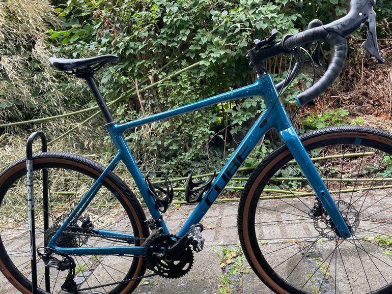 Used CUBE NUROAD RACE 2023 2023 Road & Gravel, Blu — image 1 of 10