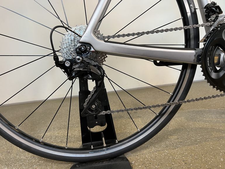 Gebrauchtes SCOTT Addict 20 2020 Road & Gravel, Dunkelgrau — Bild 2 von 8