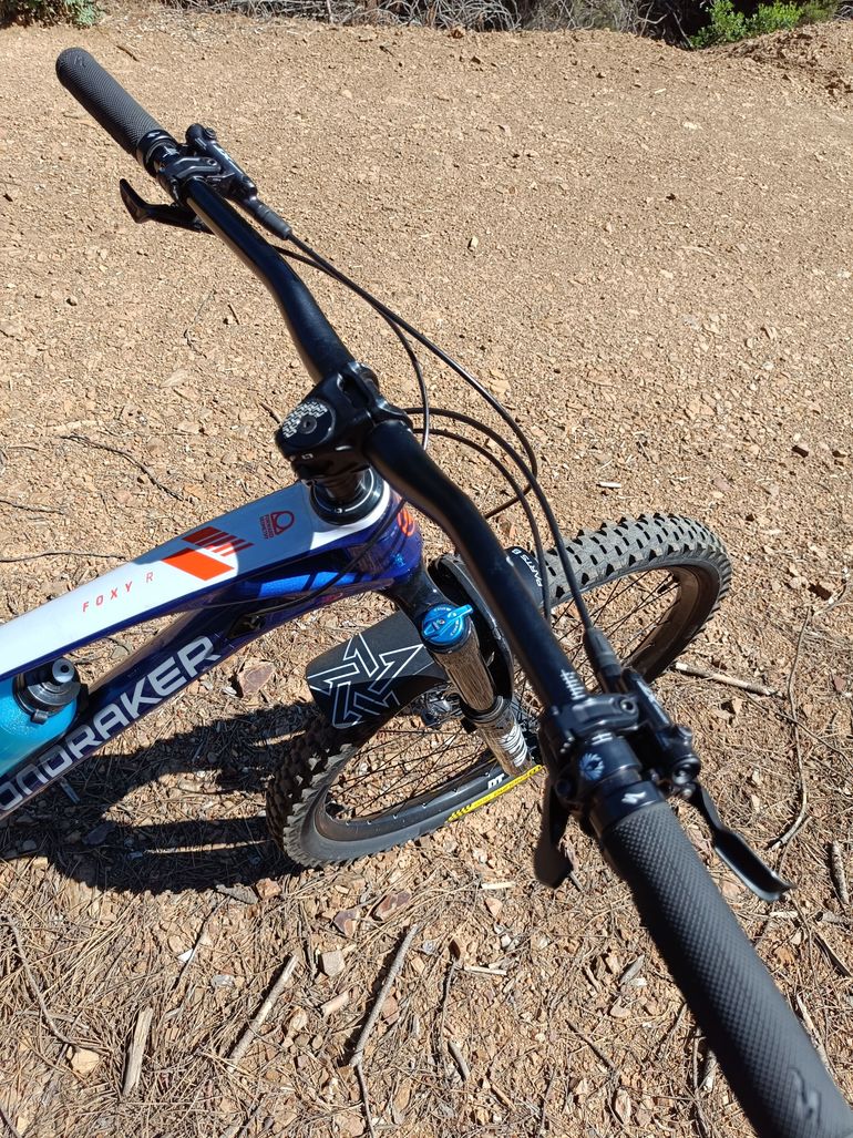 Used Mondraker Foxy Carbon R 2021 2021 Mountainbike, Blue, 29 — image 8 of 17