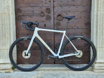 Used Ridley Helium SLX 2022 Road & Gravel, White — image 2 of 12