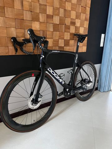 Tweedehands Pinarello DOGMA F10 DISK 2019 Road & Gravel — afbeelding 1 van 6