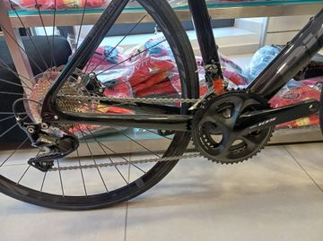 Brugt Bianchi Infinito XE - 105 2022 2022 Road & Gravel — billede 4 af 5