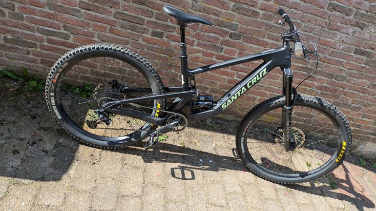 Použité Santa Cruz BRONSON R / Carbon C / MX 2023 2023 Mountainbike — obrázek 2 z 4