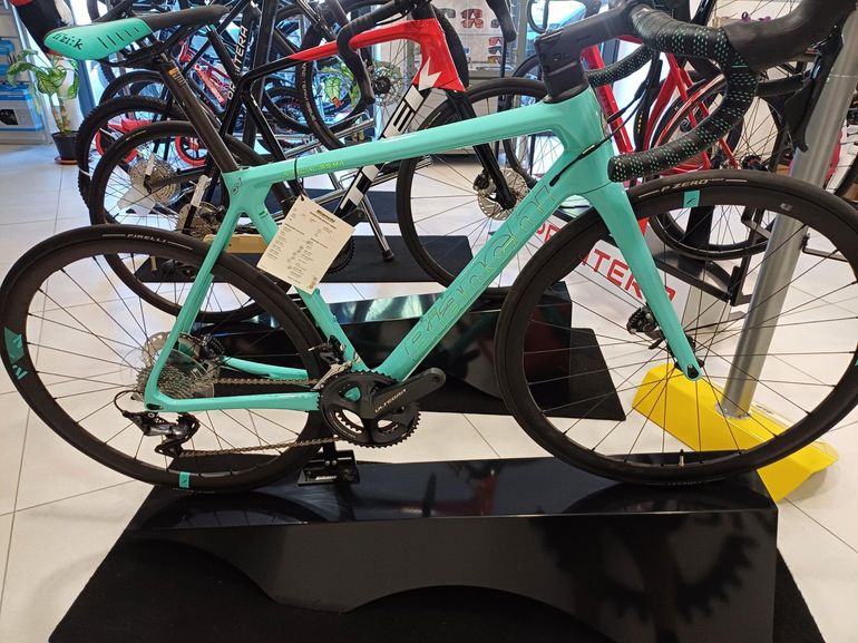Brugt Bianchi Specialissima - Ultegra 2022 2022 Road & Gravel — billede 1 af 3