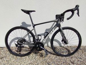 Giant - Defy Advanced 2 2019, 2019