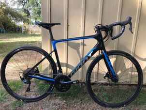 Giant - Defy Advanced 1 2019, 2019