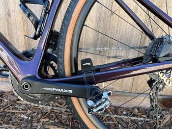 Used Giant Revolt, Advanced 2 2021 2021 Road & Gravel, Viola — image 2 of 7