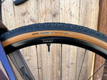 Used Giant Revolt, Advanced 2 2021 2021 Road & Gravel, Viola — image 7 of 7