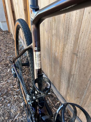 Used Giant Revolt, Advanced 2 2021 2021 Road & Gravel, Viola — image 4 of 7