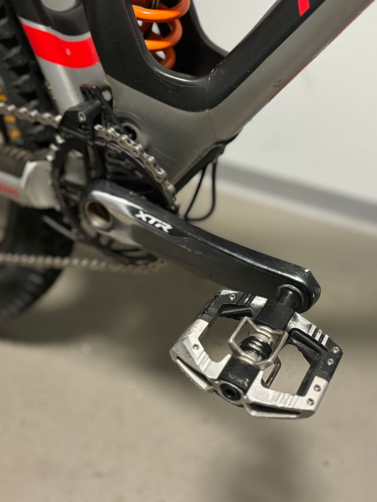 Used Mondraker Superfoxy Shimano Deore XT 2021 Mountainbike, Light Gray — image 4 of 6