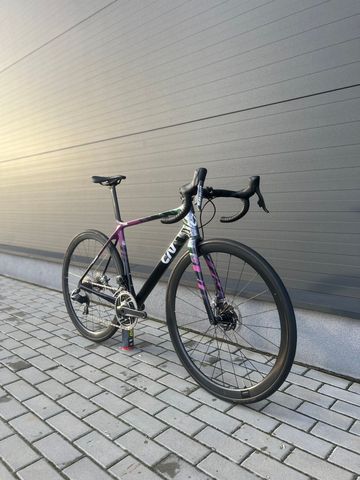Liv Langma Advanced, SL Disc RED 2022 2022 Road & Gravel usato, Viola — immagine 1 di 16