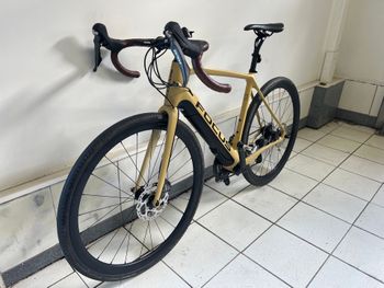 Used Focus PARALANE² 9.6 GC 2020 2020 Road & Gravel, Orange — image 3 of 8