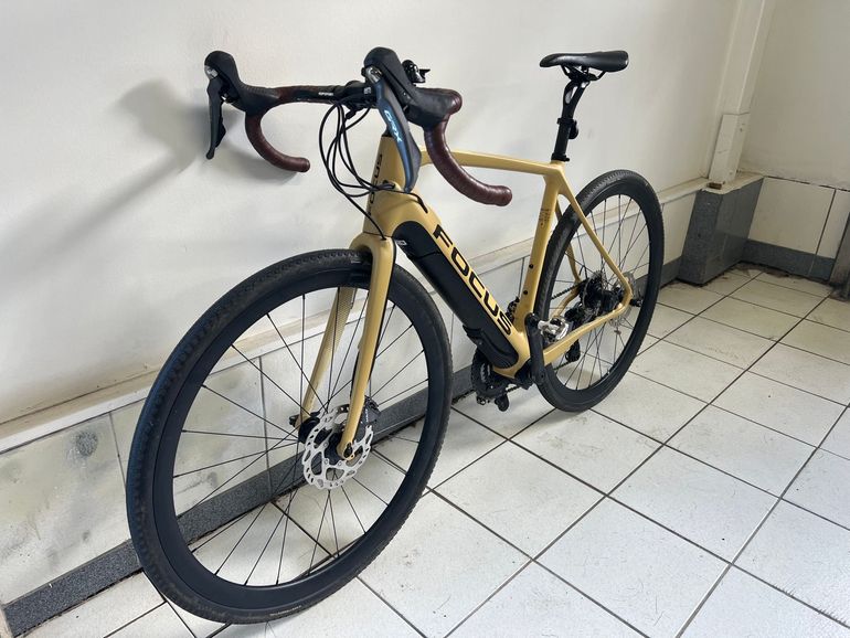 Used Focus PARALANE² 9.6 GC 2020 2020 Road & Gravel, Orange — image 3 of 8