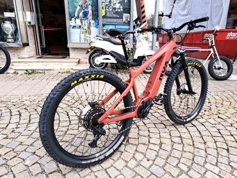 Used Nox Hybrid XC Trail 2021 Mountainbike, Red — image 3 of 4