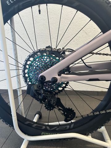 Brugt Specialized Turbo Levo Comp Carbon 2023 2023 Mountainbike — billede 7 af 7