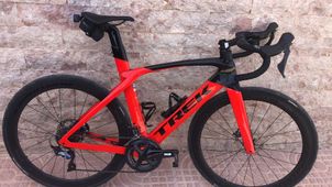 Trek - Madone SL6 Disc, 2020