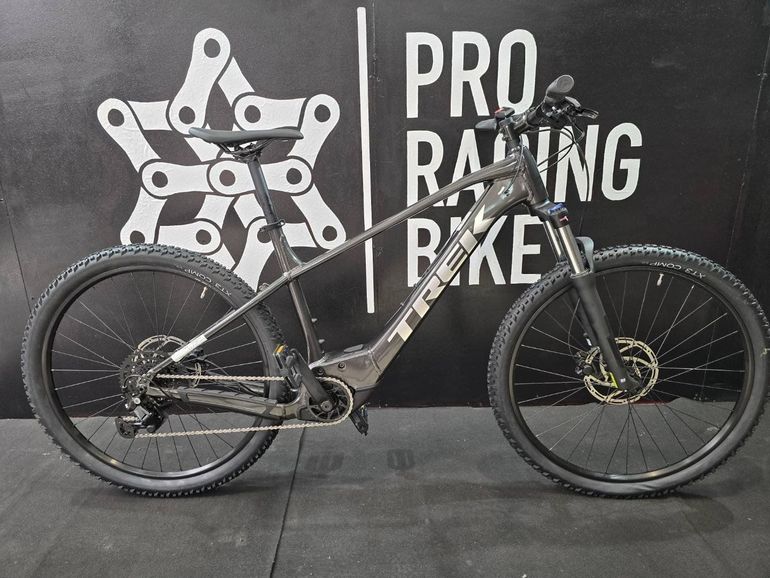 Trek Marlin+ 6 2024 2024 Mountainbike de segunda mano, Rojo — imagen 2 de 7