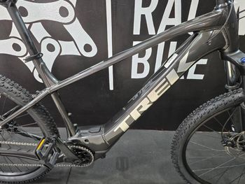 Trek Marlin+ 6 2024 2024 Mountainbike de segunda mano, Rojo — imagen 4 de 7