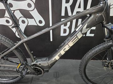 Used Trek Marlin+ 6 2024 2024 Mountainbike, Red, 27.5, 29 — image 4 of 7