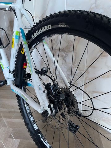 Used CUBE ACCESS WLS 2017 2017 Mountainbike, White, 27.5, 29 — image 11 of 13