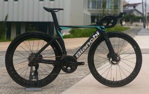 Bianchi - Oltre RC Durace Di2 2023, 2023