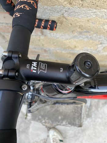 Used Scott Foil 20 2017 2017 Road & Gravel, Red — image 8 of 8