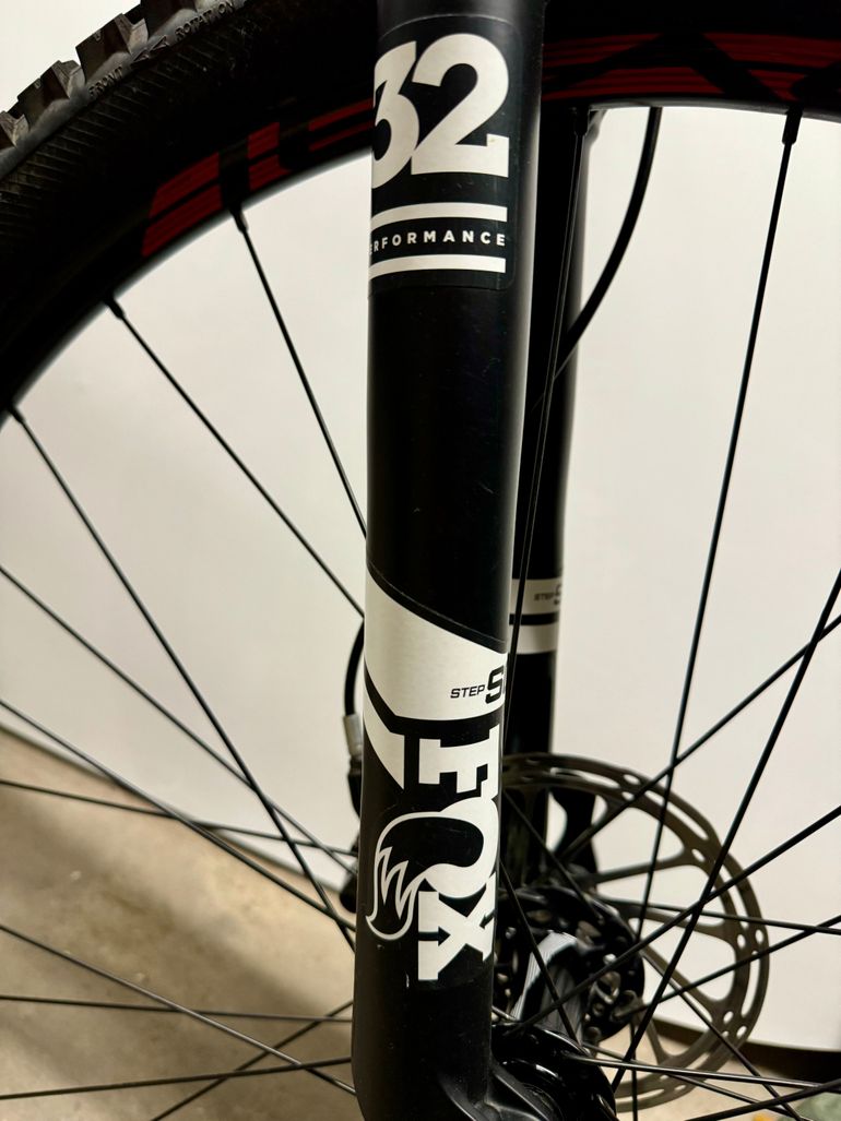 Specialized Men's Epic Hardtail Comp 2018 2018 Mountainbike usato, Rosso — immagine 6 di 6