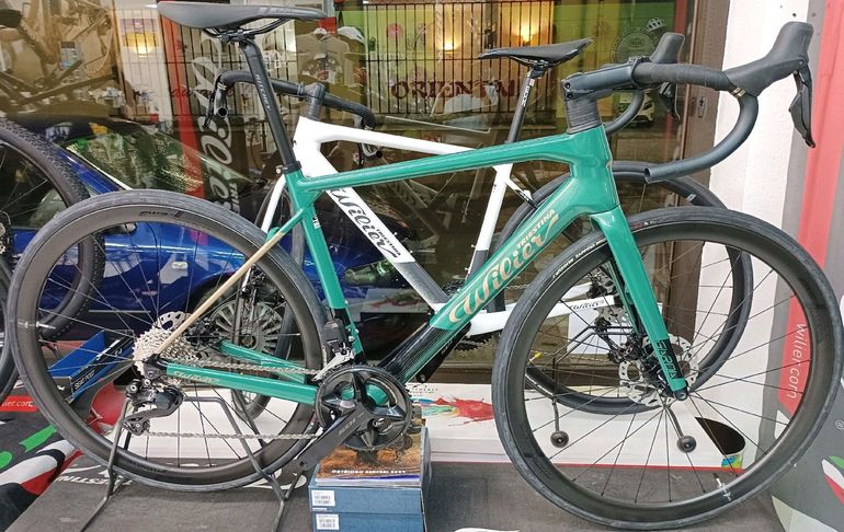Wilier GARDA 105 DI2 SWR40 M GREEN GOLD 2024