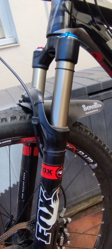 Used Trek Slash 8 2012 2012 Mountainbike, Light Gray, 26 — image 11 of 20