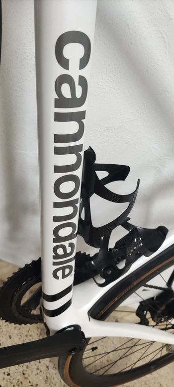 Used Cannondale SuperSix EVO Ultegra 2023 Road & Gravel, White — image 7 of 19