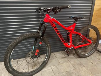 Used Stevens Sledge 2017 Mountainbike, Red — image 1 of 5