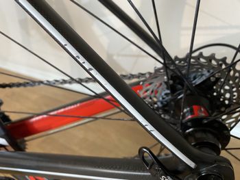 Used Liotto Aquila SL Superleggera 2016 Road & Gravel, Red — image 14 of 18