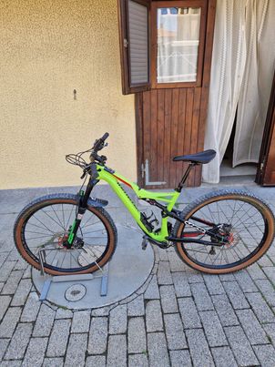 Specialized - Camber Comp Carbon 650b 2017, 2017