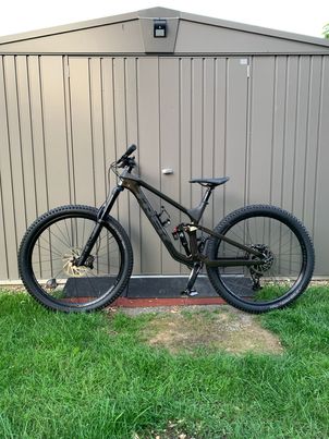 Trek - Slash 9.7 2021, 2021