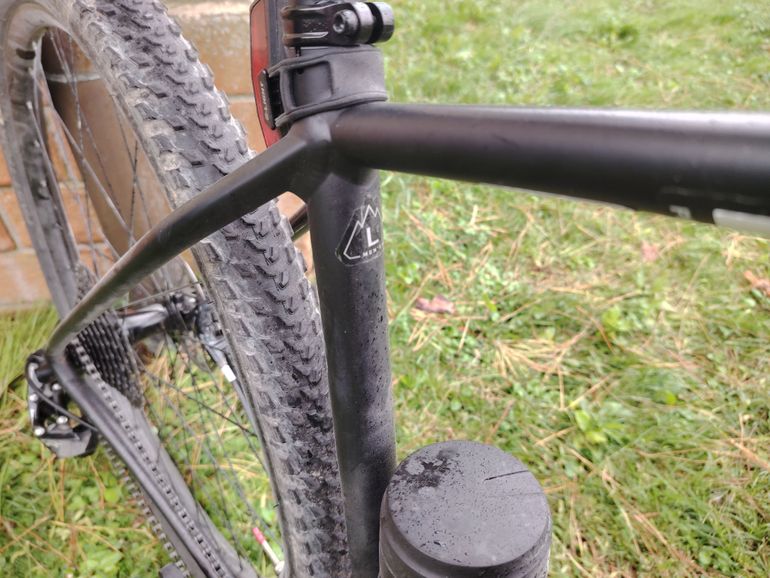 Used Specialized Chisel Standard 2023 Mountainbike, Black — image 3 of 8