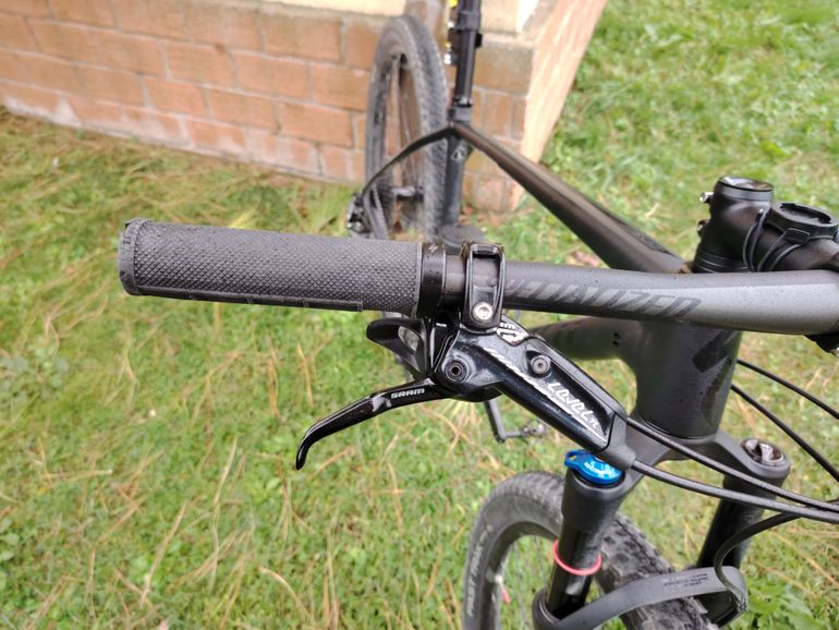 Used Specialized Chisel Standard 2023 Mountainbike, Black — image 5 of 8