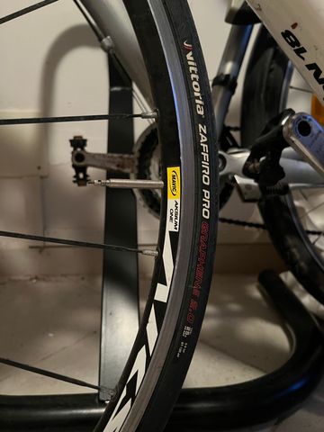 Used Argon 18 Krypton Carbon 2018 Road & Gravel, White — image 7 of 7