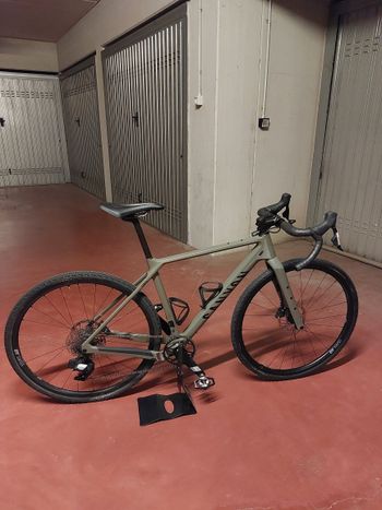 Used Canyon Grizl CF SL 6 AXS 2024 2024 Road & Gravel, Green — image 2 of 5