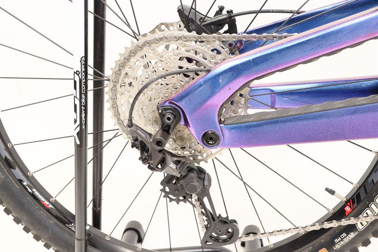 Used Cannondale Jekyll 2 2021 2021 Mountainbike, Purple, 29 — image 2 of 9