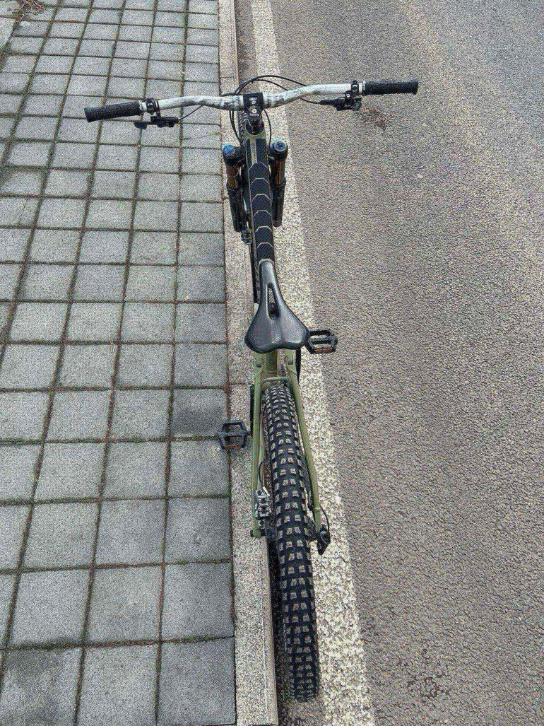 Used Rose ROOT MILLER 3 2022 2022 Mountainbike, Grün, 29 — image 8 of 34